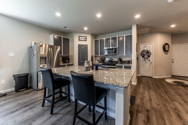 108 Bobcat Bend, Huntsville, TX 77320