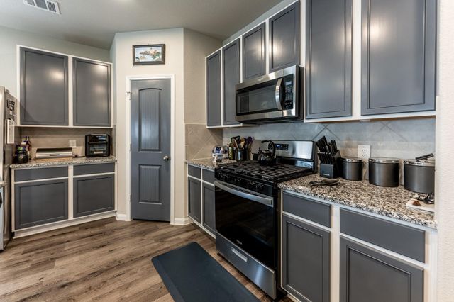 108 Bobcat Bend, Huntsville, TX 77320