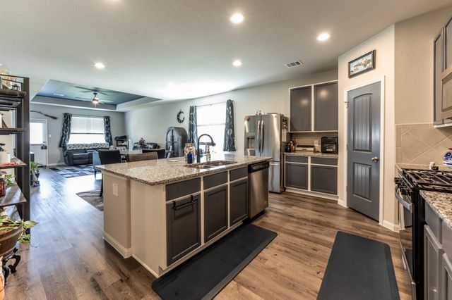 108 Bobcat Bend, Huntsville, TX 77320