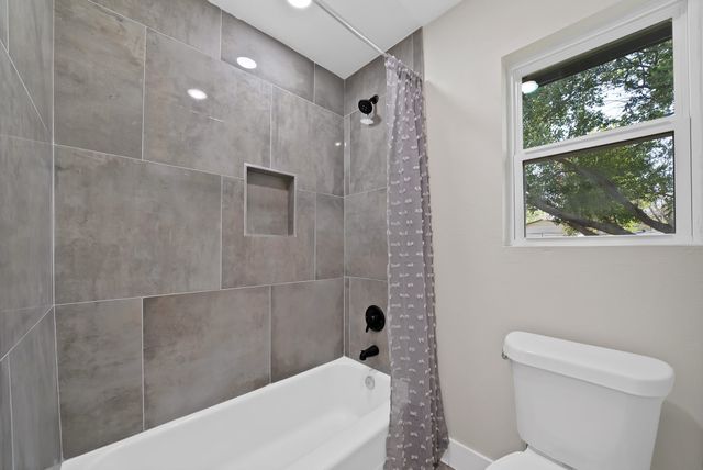 1213 Walker Drive, Hurst, TX 76053