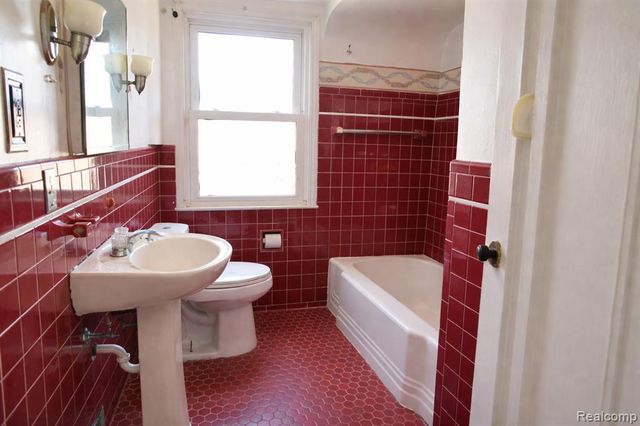 18095 Appoline Street, Detroit, MI 48235