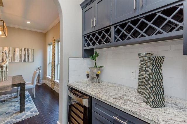 2312 Dolan Springs Lane, Friendswood, TX 77546
