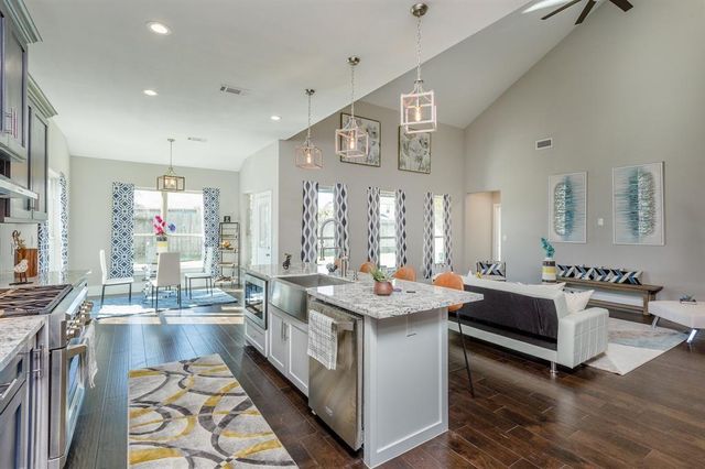 2312 Dolan Springs Lane, Friendswood, TX 77546