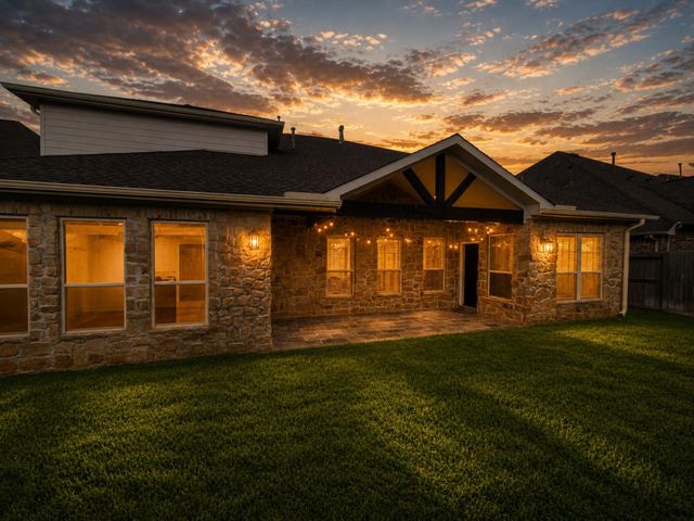 2312 Dolan Springs Lane, Friendswood, TX 77546
