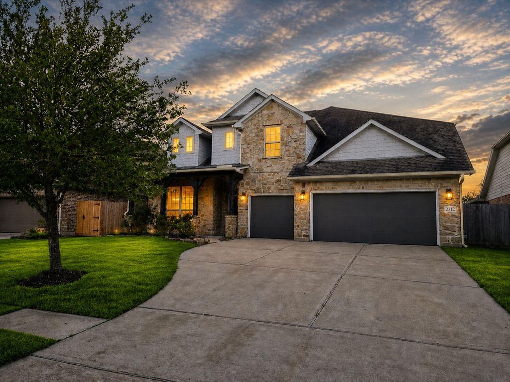 2312 Dolan Springs Lane, Friendswood, TX 77546