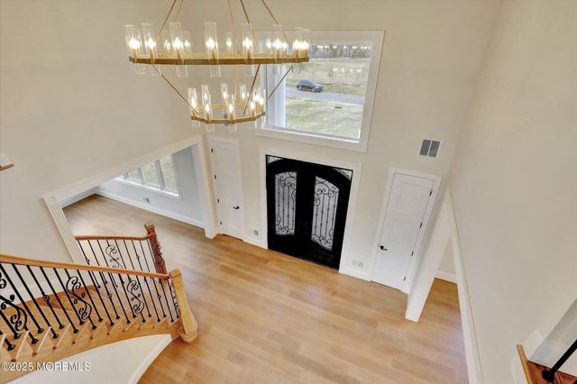 5 Cook Court, Millstone, NJ 08535