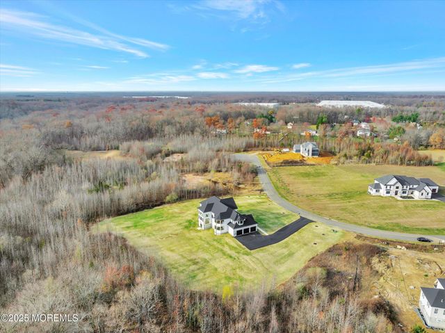 5 Cook Court, Millstone, NJ 08535