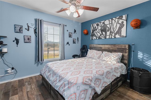 4047 Conifer Drive, Dickinson, TX 77539