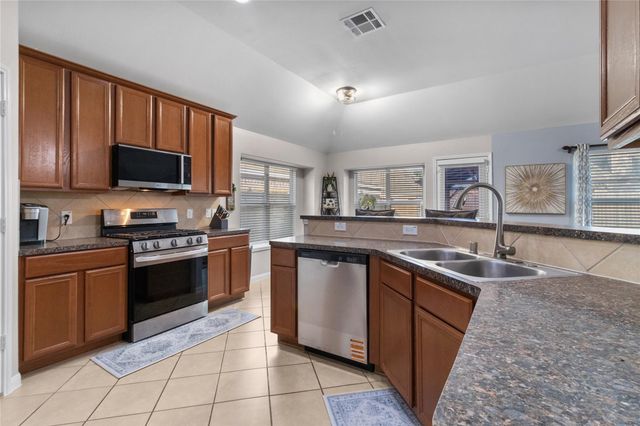 4047 Conifer Drive, Dickinson, TX 77539