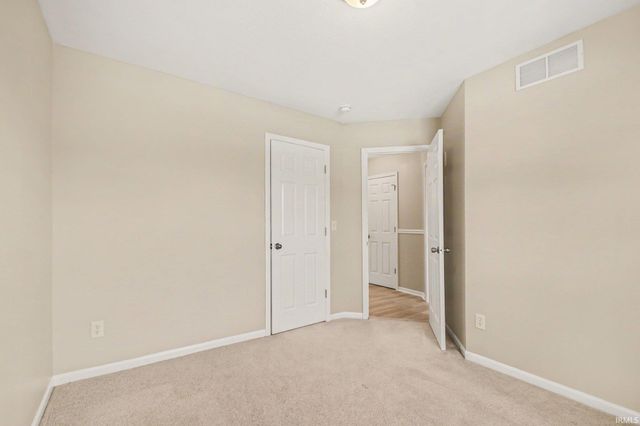 25615 Serenity Drive, South Bend, IN 46628