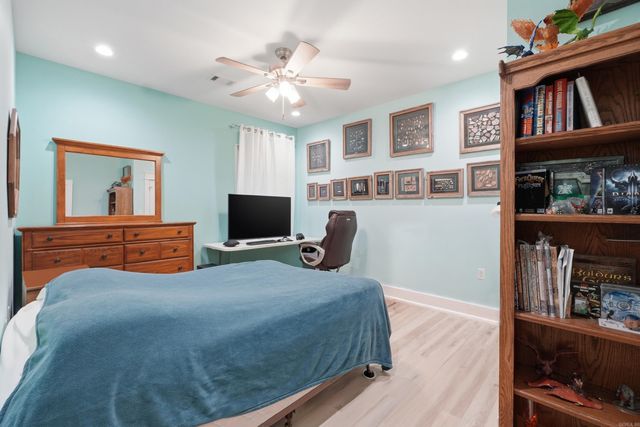 37 Ridge View, Vilonia, AR 72173