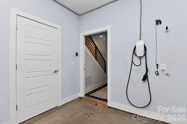 231 Doggett Street, Charlotte, NC 28203