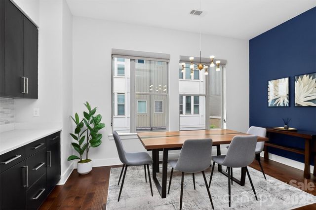231 Doggett Street, Charlotte, NC 28203