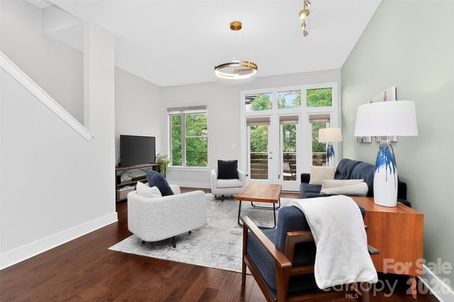 231 Doggett Street, Charlotte, NC 28203
