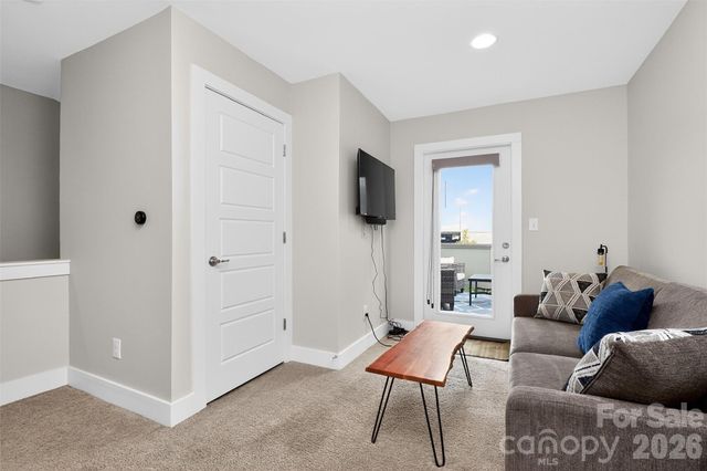 231 Doggett Street, Charlotte, NC 28203