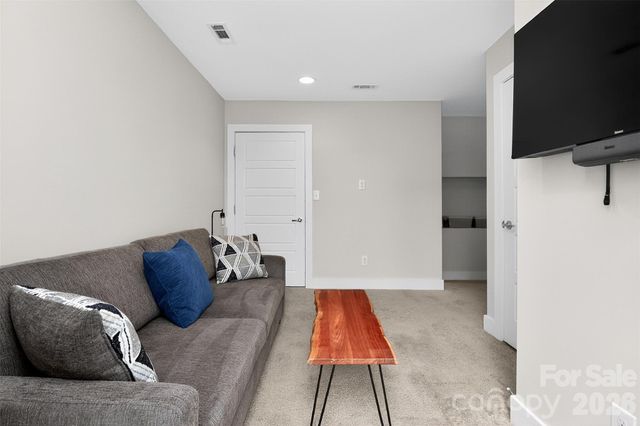 231 Doggett Street, Charlotte, NC 28203