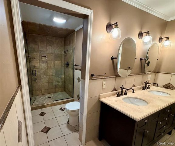 10280 Nimphie Road, Fenton, MI 48430