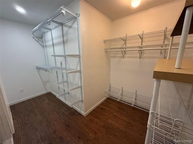 10280 Nimphie Road, Fenton, MI 48430