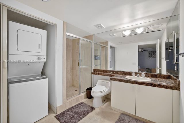 1000 Island Blvd 2105, Aventura, FL 33160