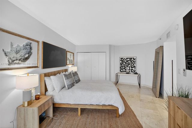 1000 Island Blvd 2105, Aventura, FL 33160