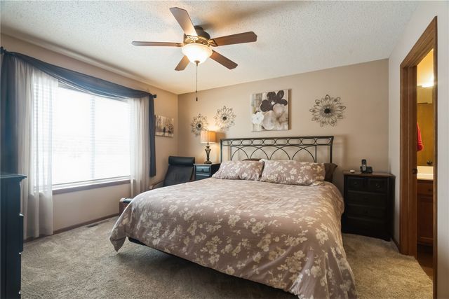 4420 Rec Drive, Marion, IA 52302