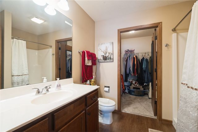 4420 Rec Drive, Marion, IA 52302