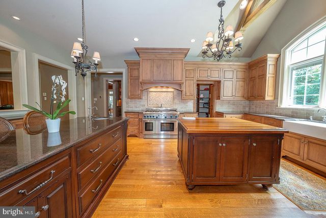 226 MCCLENAGHAN MILL RD, Wynnewood, PA 19096