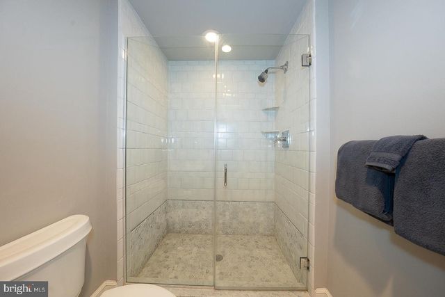 226 MCCLENAGHAN MILL RD, Wynnewood, PA 19096