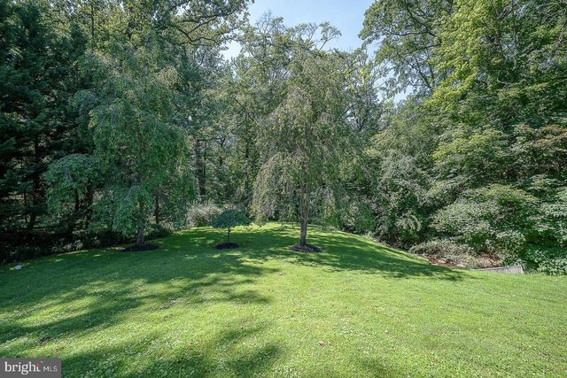 226 MCCLENAGHAN MILL RD, Wynnewood, PA 19096