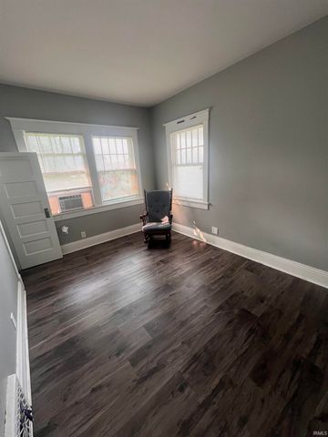 2319 S Main Street, Elkhart, IN 46517