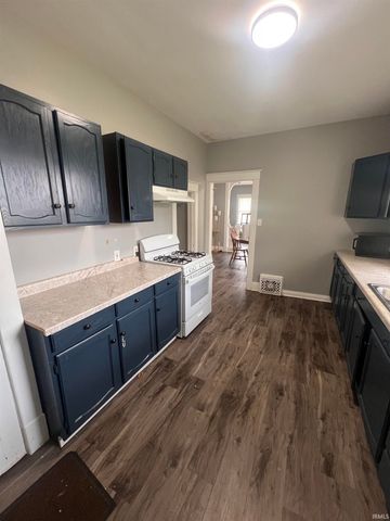 2319 S Main Street, Elkhart, IN 46517