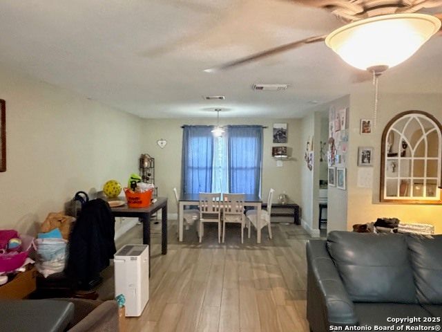 10107 Cedarvale Drive, San Antonio, TX 78245