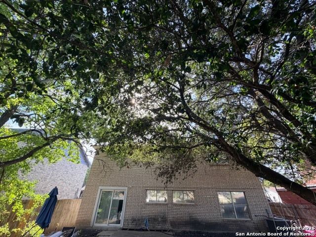 10107 Cedarvale Drive, San Antonio, TX 78245