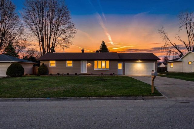 838 MARYDALE DRIVE, Green Bay, WI 54313