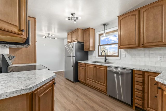 838 MARYDALE DRIVE, Green Bay, WI 54313