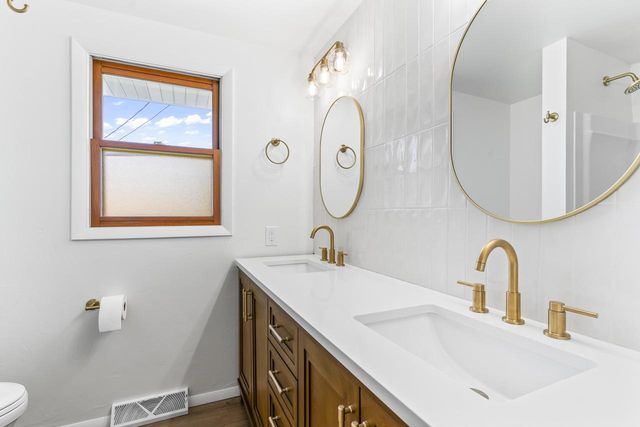 838 MARYDALE DRIVE, Green Bay, WI 54313