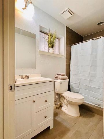 5908 Kiam Street, Houston, TX 77007