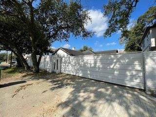 5908 Kiam Street, Houston, TX 77007
