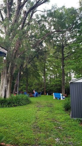 5601 S Perch Drive, Floral City, FL 34436