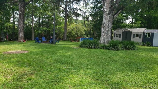 5601 S Perch Drive, Floral City, FL 34436