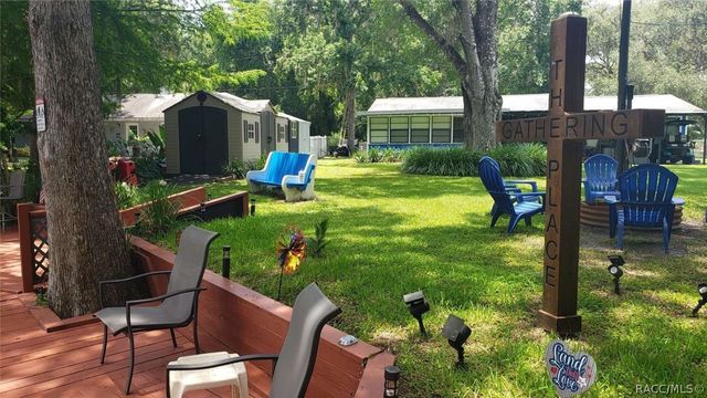5601 S Perch Drive, Floral City, FL 34436