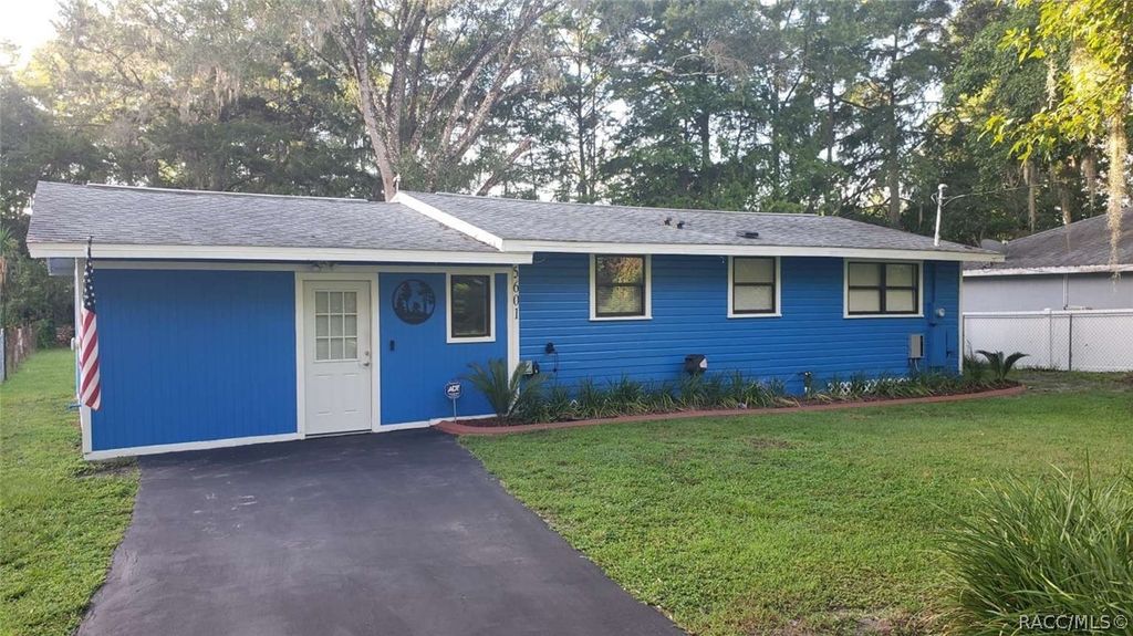 5601 S Perch Drive, Floral City, FL 34436