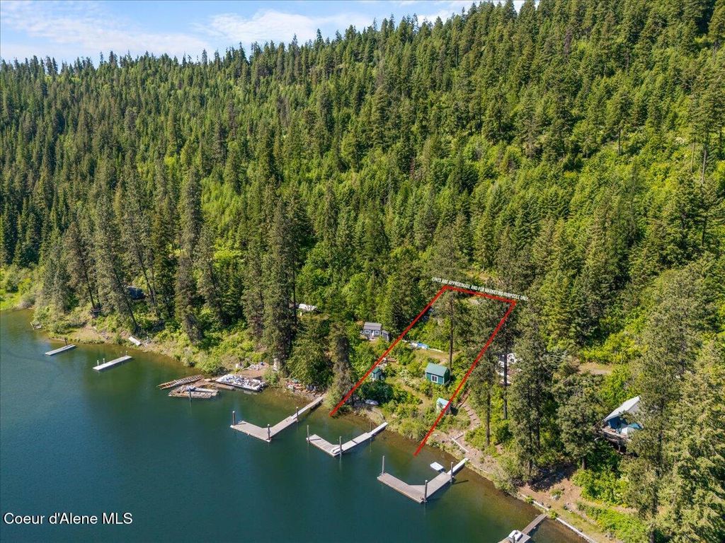 63656 S Powderhorn Bay Rd, Harrison, ID 83833
