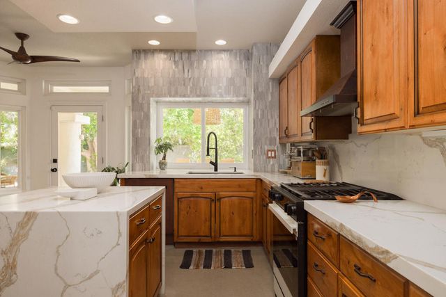 201 Augusta Drive, Palm Desert, CA 92211