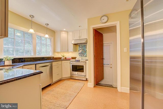 6717 44TH AVE, Hyattsville, MD 20782