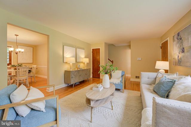 6717 44TH AVE, Hyattsville, MD 20782