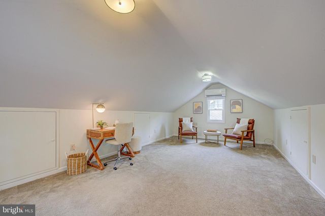 6717 44TH AVE, Hyattsville, MD 20782