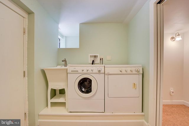 6717 44TH AVE, Hyattsville, MD 20782