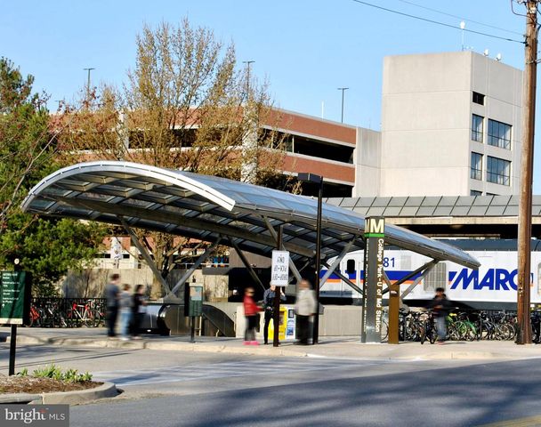 6717 44TH AVE, Hyattsville, MD 20782