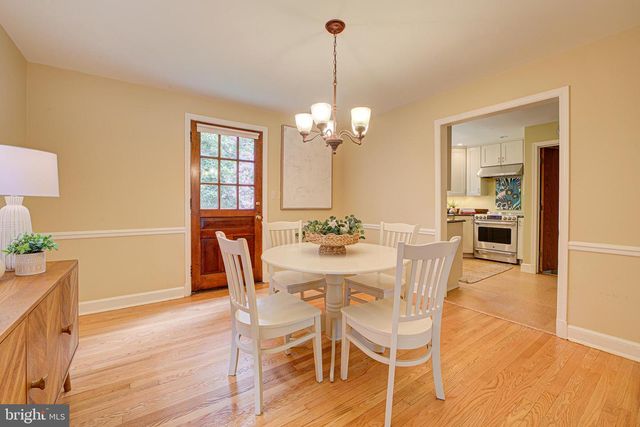 6717 44TH AVE, Hyattsville, MD 20782